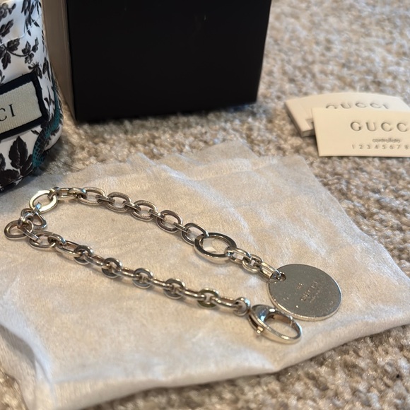Gucci Silver Bracelet - Picture 4 of 10
